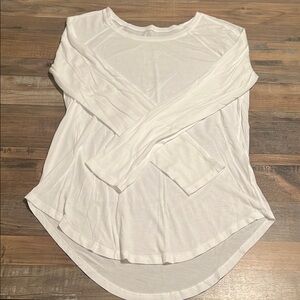 LNWOT Lululemon Long Sleeve shirt